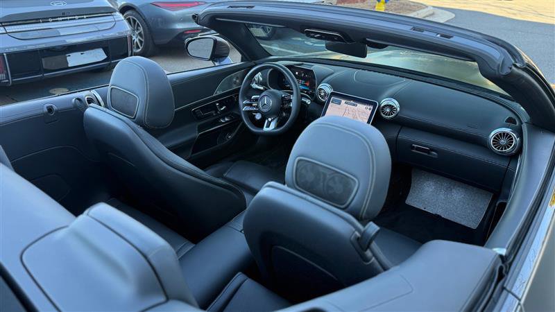 Used 2023 Mercedes-Benz SL 43 AMG image 33