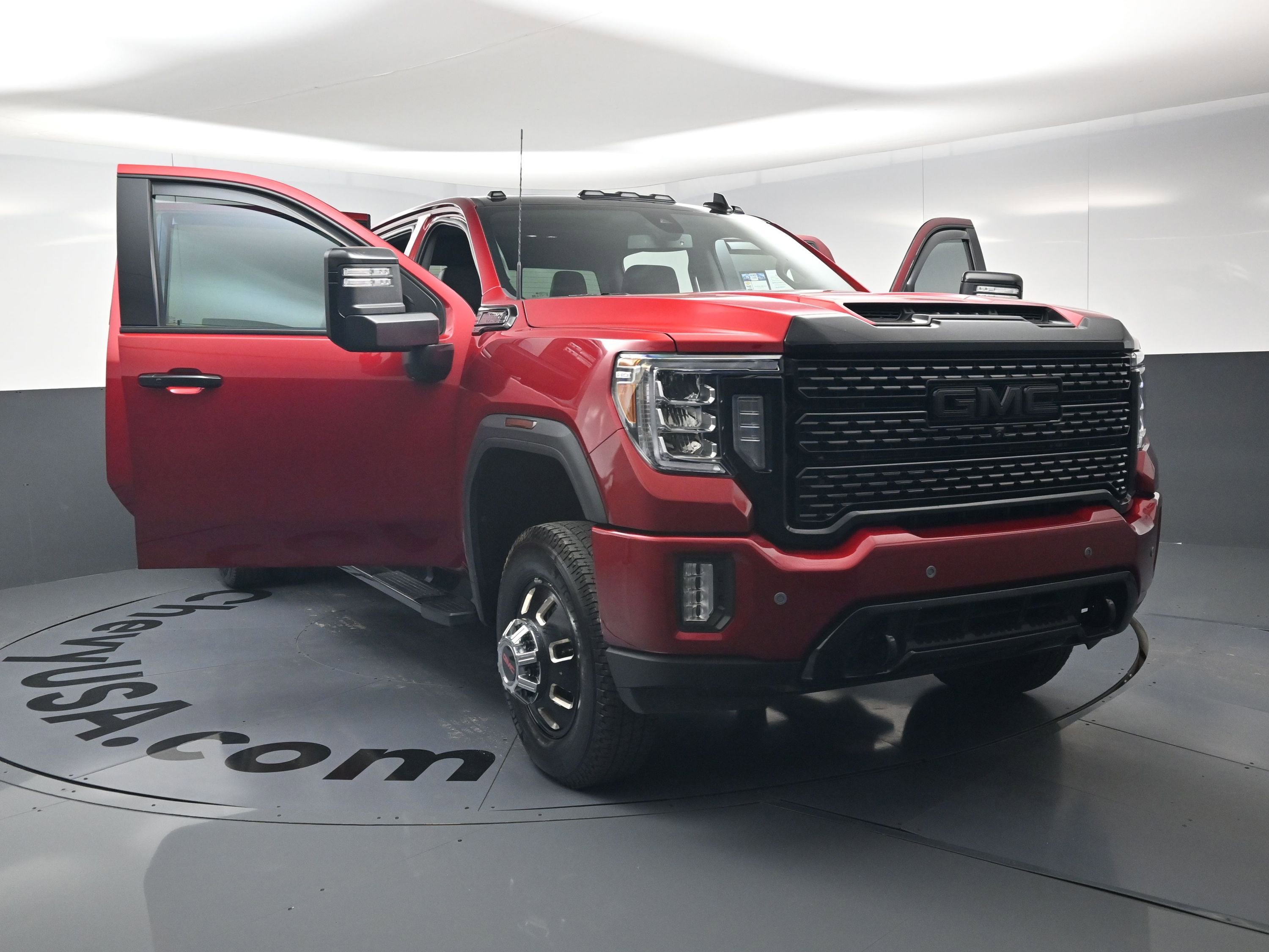 Used 2022 GMC Sierra 3500 Denali AWD/4WD image 14