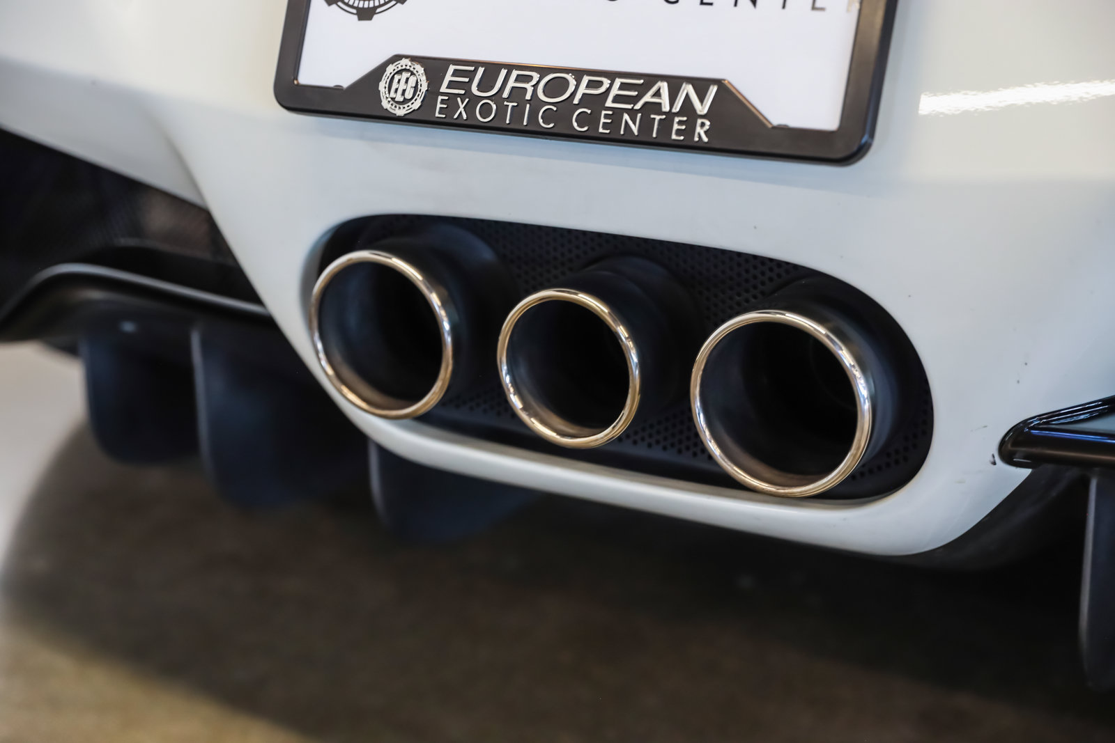 Used 2013 Ferrari 458 Spider RWD image 26