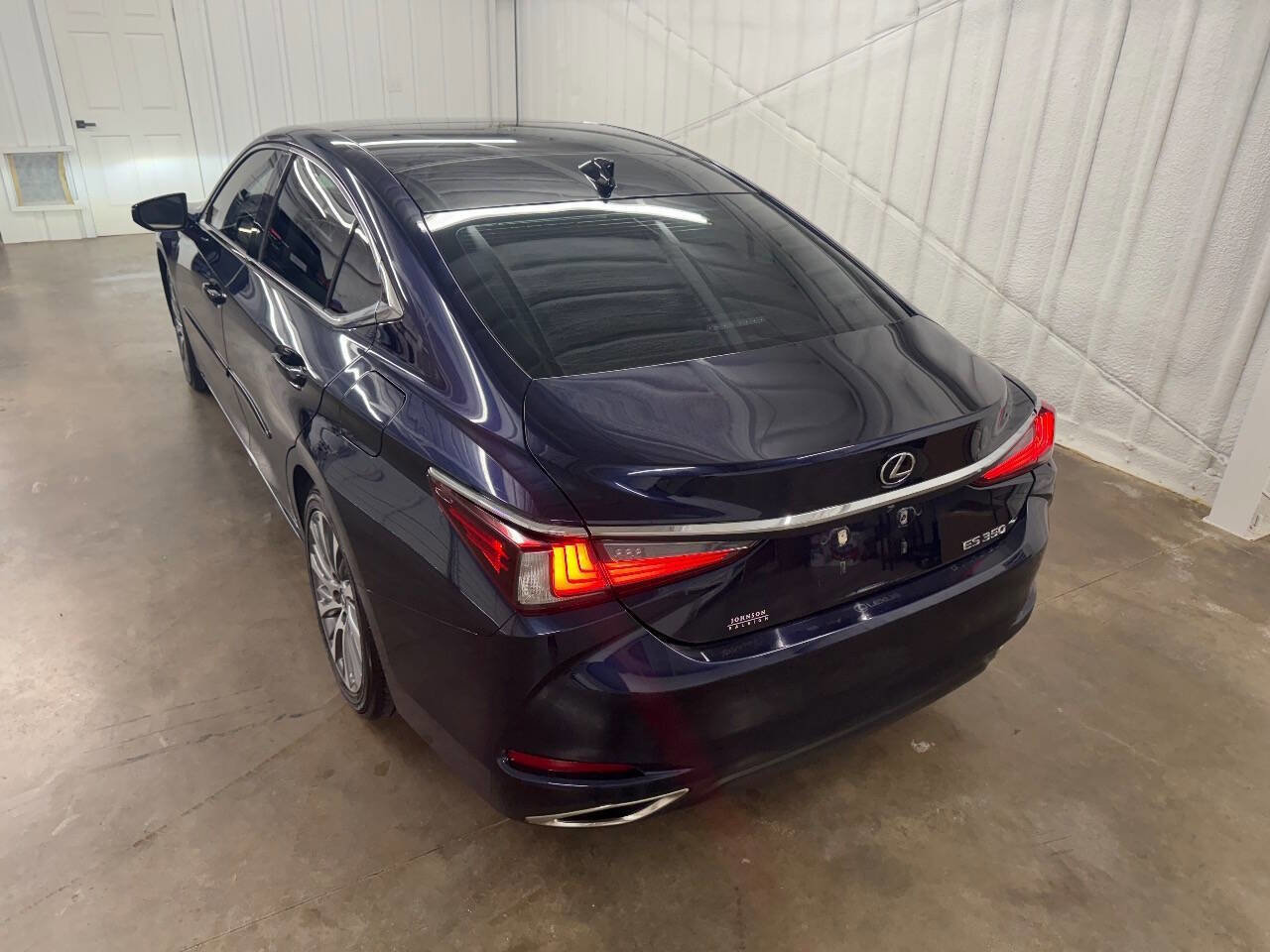 Used 2019 Lexus ES 350 image 12