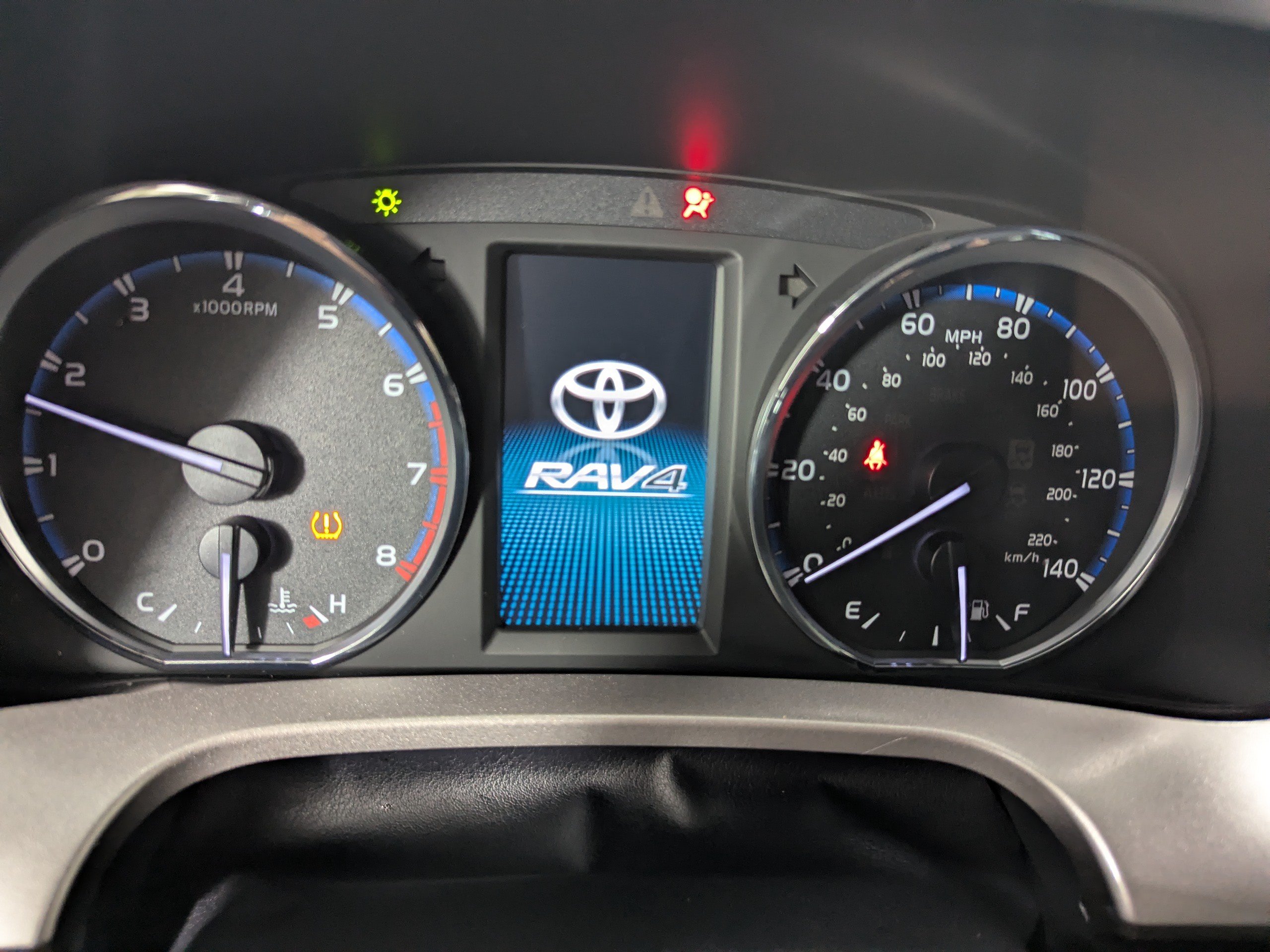 Used 2016 Toyota RAV4 Limited FWD image 17