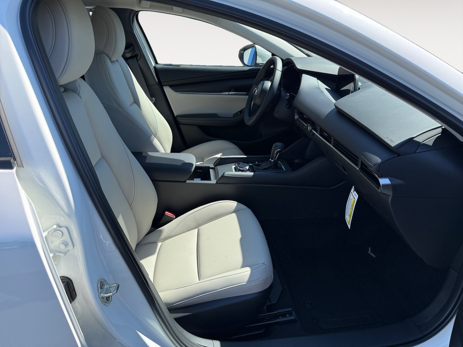 New 2026 MAZDA MAZDA3 2.5 S Sedan w/ Preferred Pkg FWD image 19