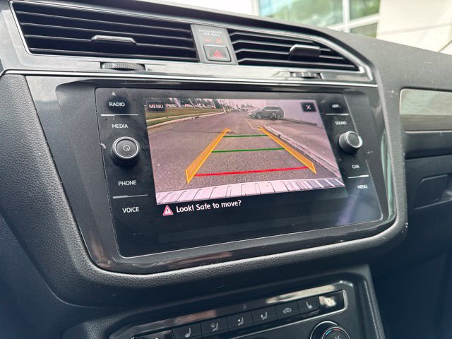 Used 2018 Volkswagen Tiguan SE AWD/4WD image 14