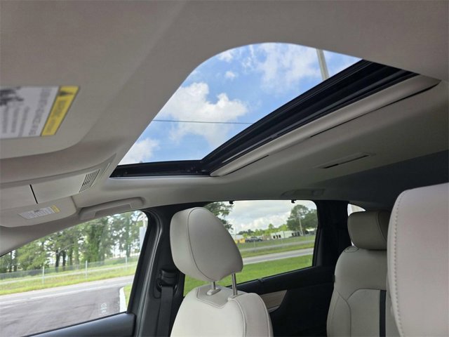 New 2025 MAZDA CX-90 Plug-In Hybrid w/ Preferred image 13