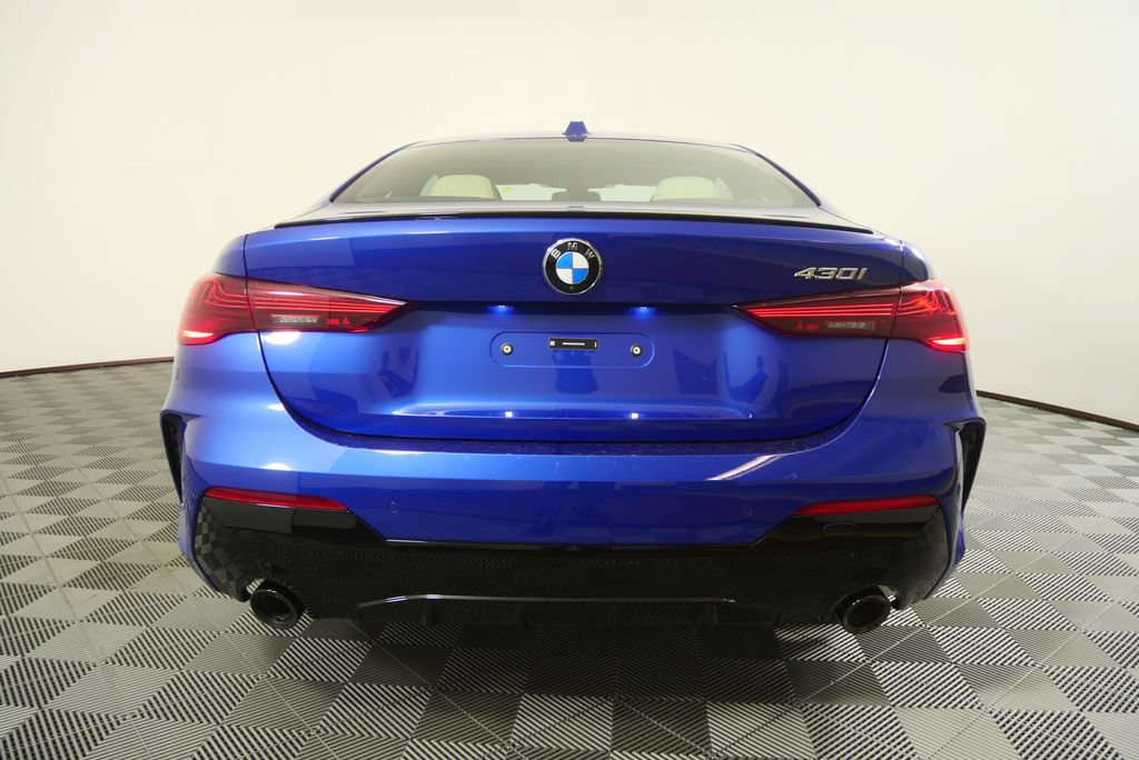 Used 2027 BMW 430i Coupe w/ M Sport Package RWD image 4