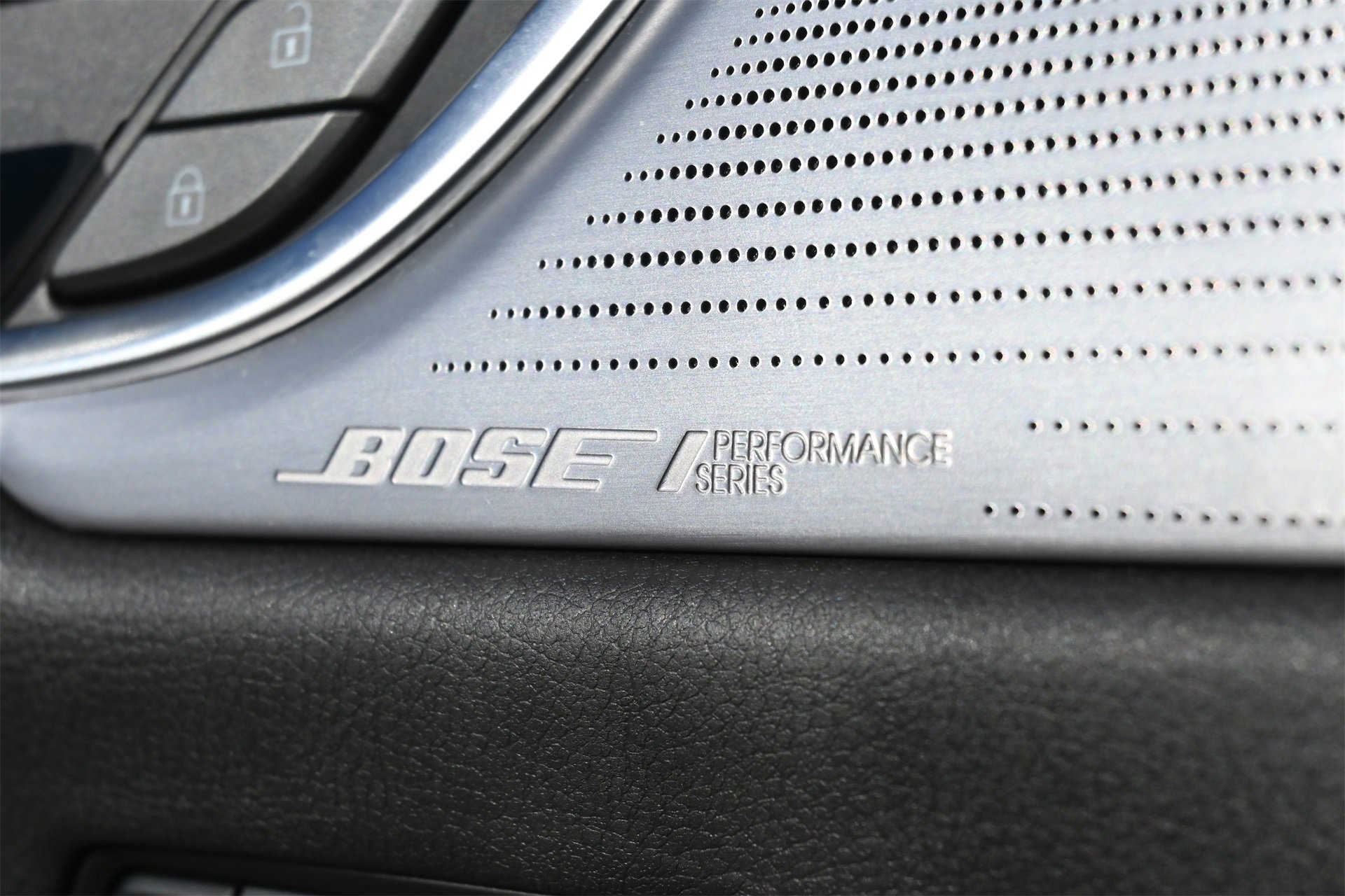 Certified 2024 Cadillac XT6 Sport w/ Platinum Package image 16