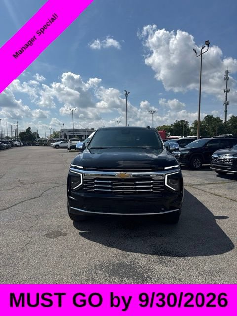 Used 2025 Chevrolet Suburban Premier w/ Sun And Tow Package AWD/4WD image 2
