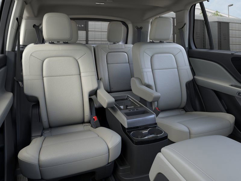 New 2025 Lincoln Aviator Reserve w/ Equipment Group 201A image 11