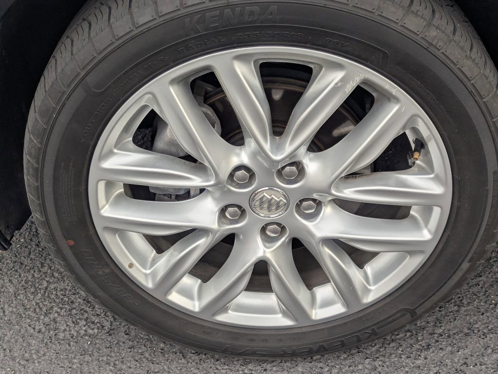 Used 2020 Buick Envision Premium AWD/4WD image 13