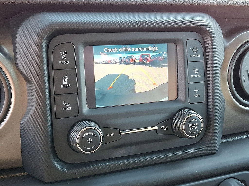 Used 2020 Jeep Gladiator Sport w/ Quick Order Package 24S AWD/4WD image 21