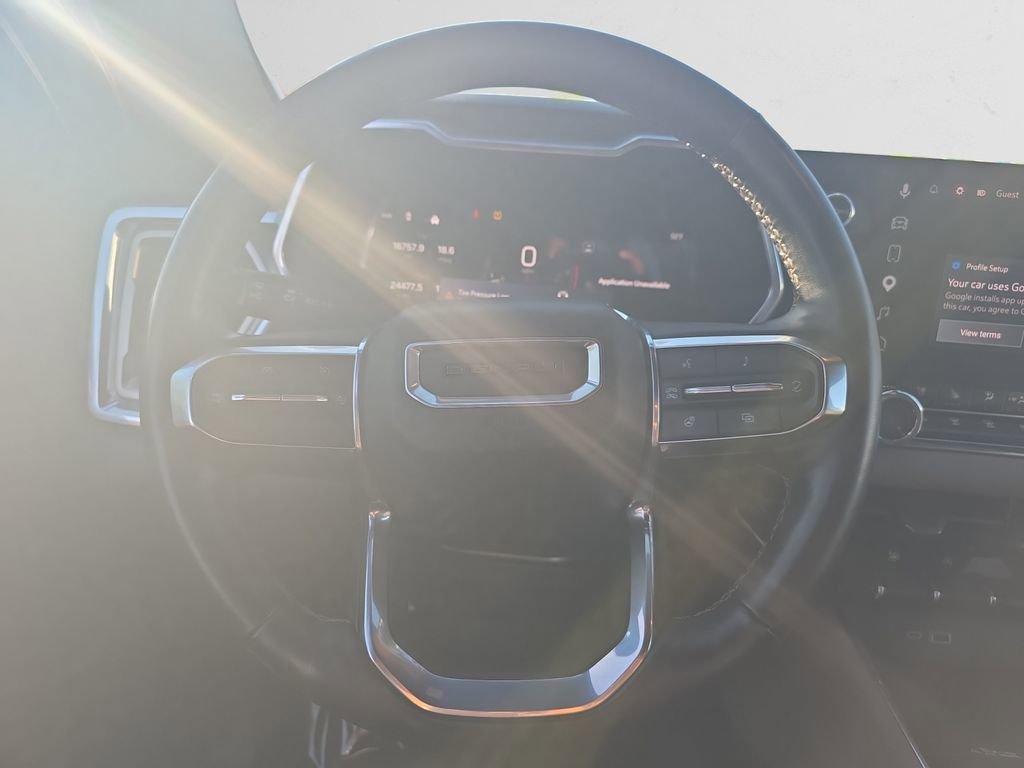 Used 2023 GMC Canyon Denali image 14