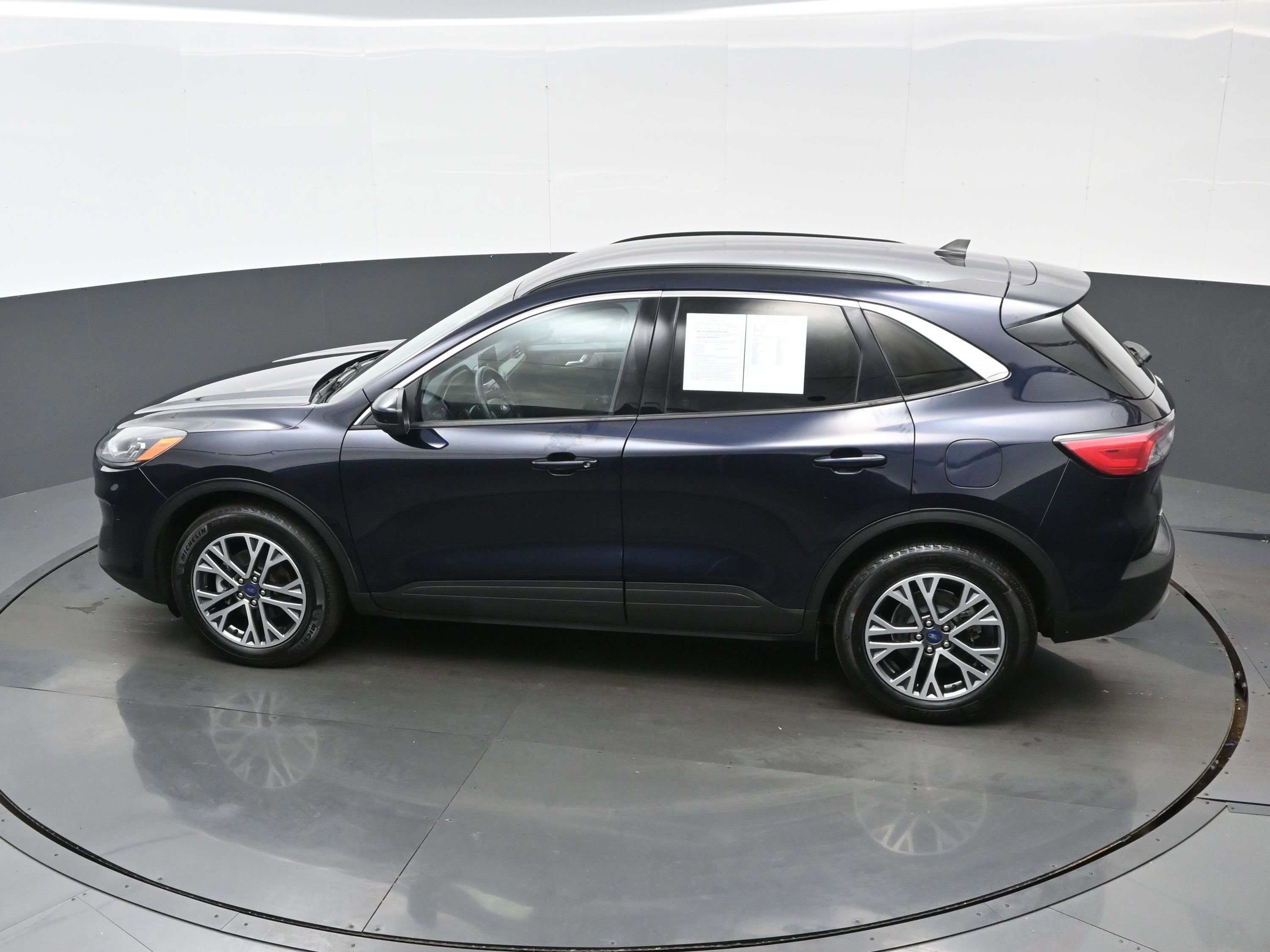 Used 2021 Ford Escape SEL image 35