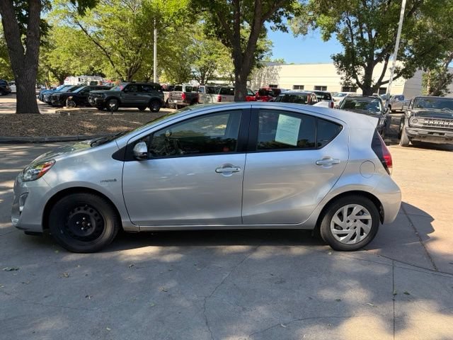 Used 2015 Toyota Prius C Two FWD image 2