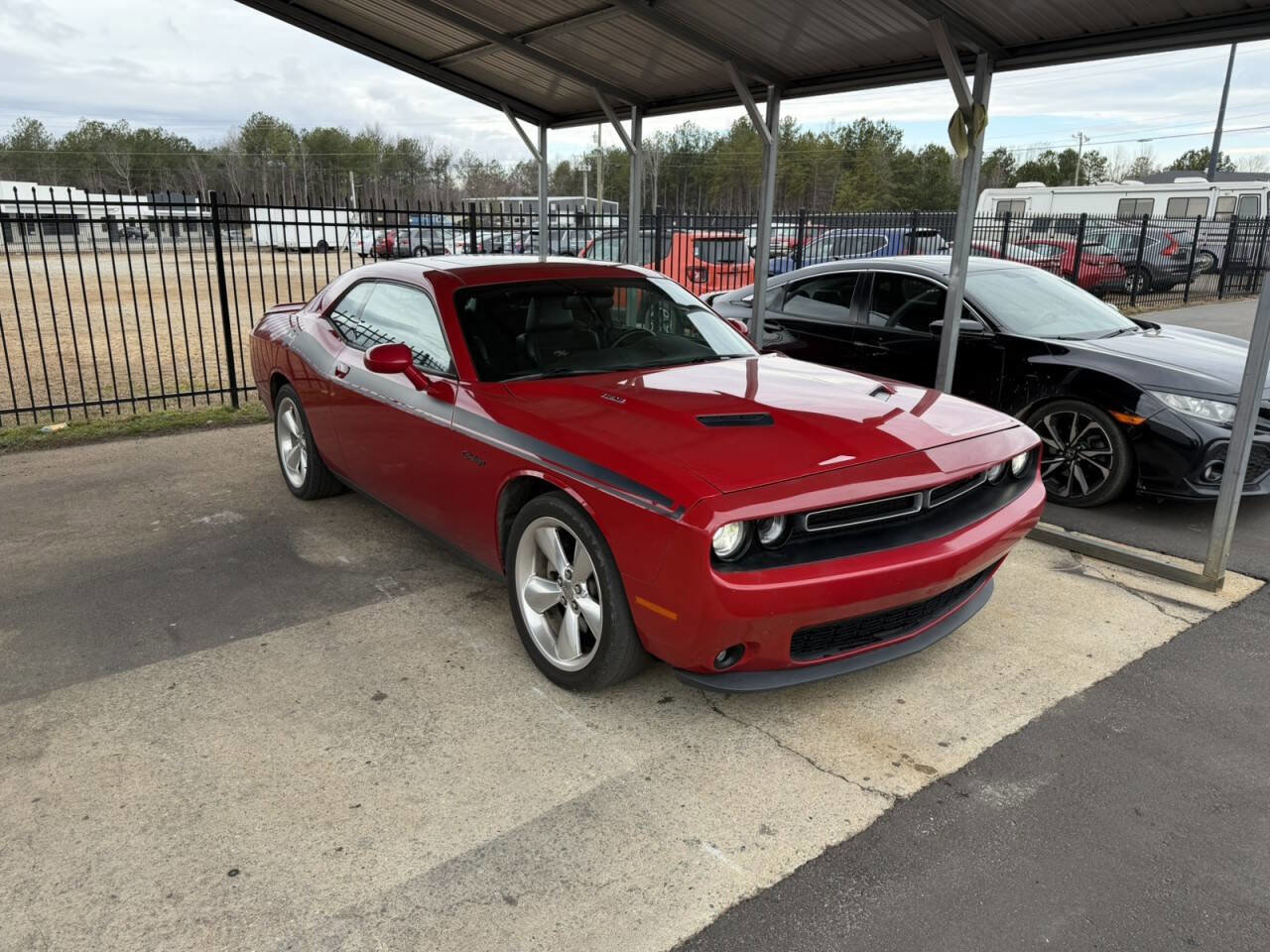 Used 2015 Dodge Challenger R/T Plus image 3
