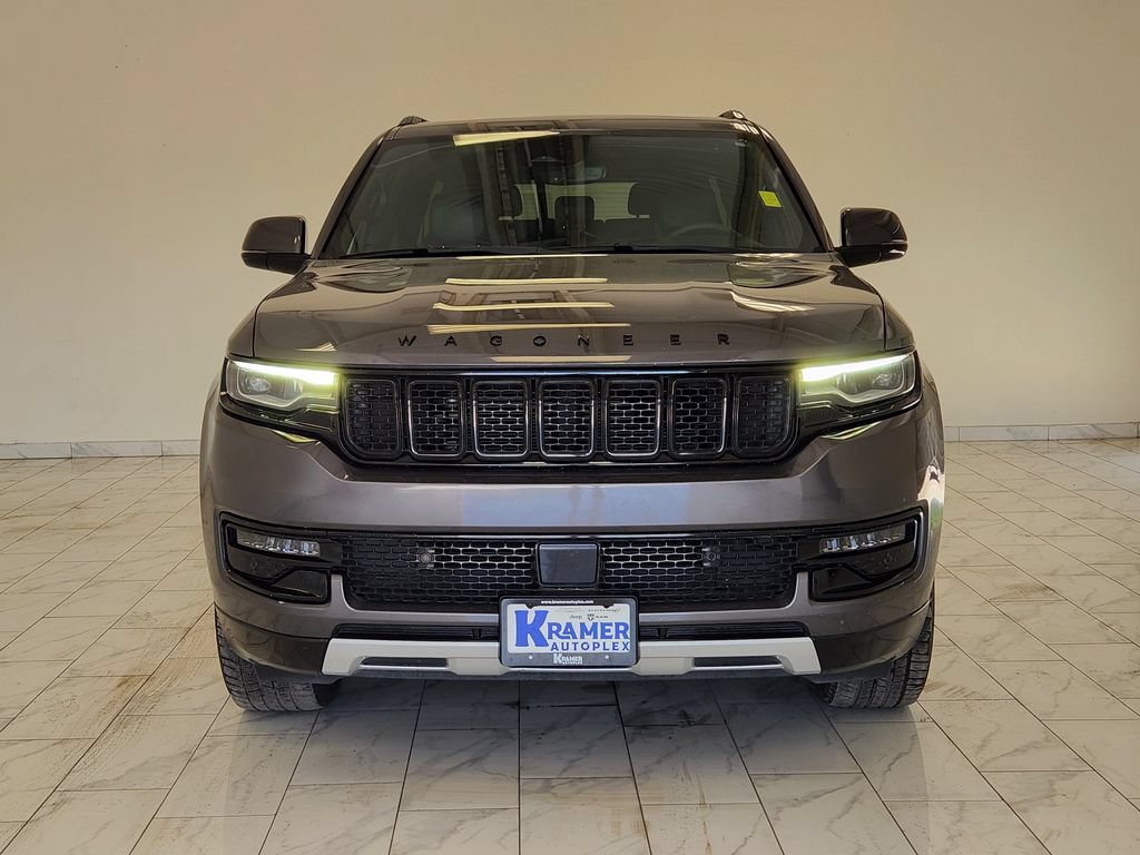 Used 2022 Jeep Wagoneer Series II w/ Premium Group I RWD image 2