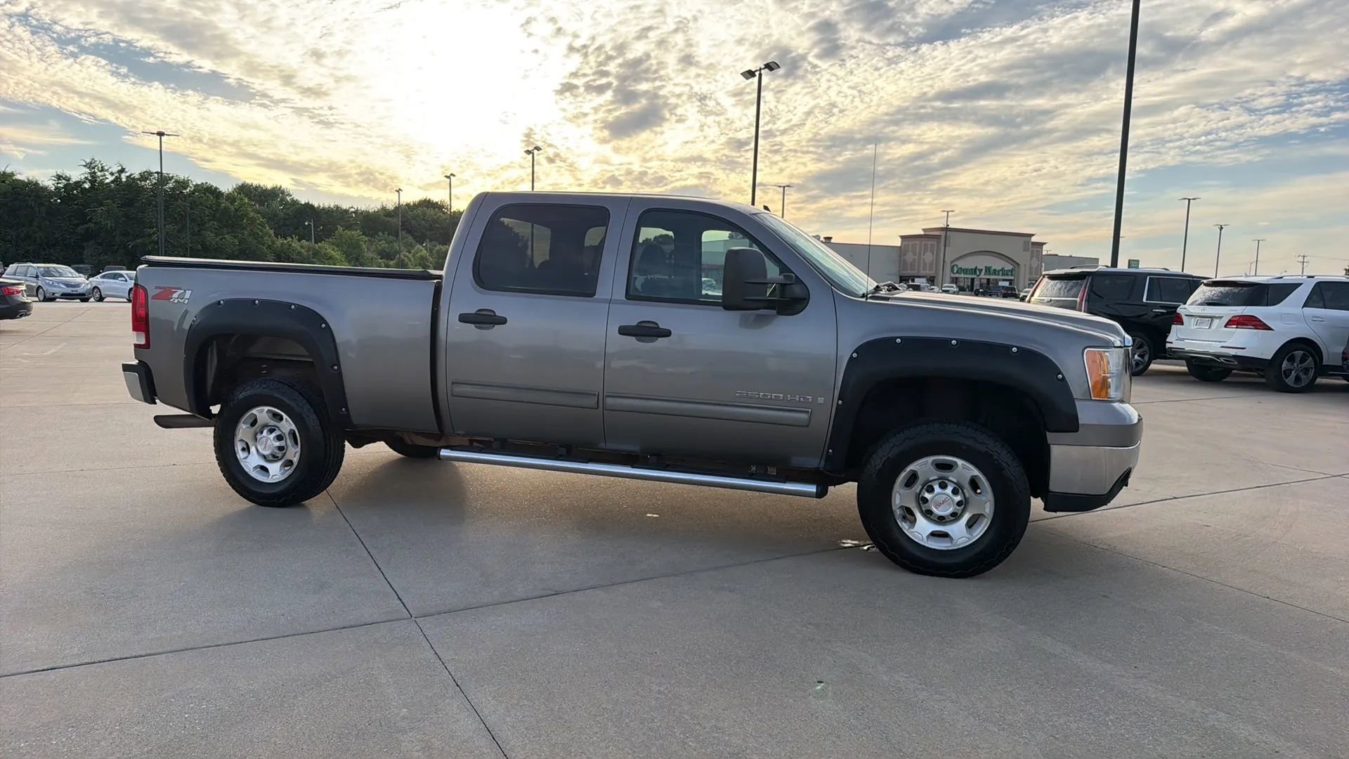 Used 2008 GMC Sierra 2500 SLE w/ SLE2 Preferred Package AWD/4WD image 28