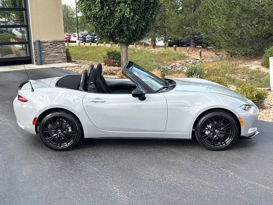 Used 2026 MAZDA MX-5 Miata Club w/ Interior Package RWD image 77