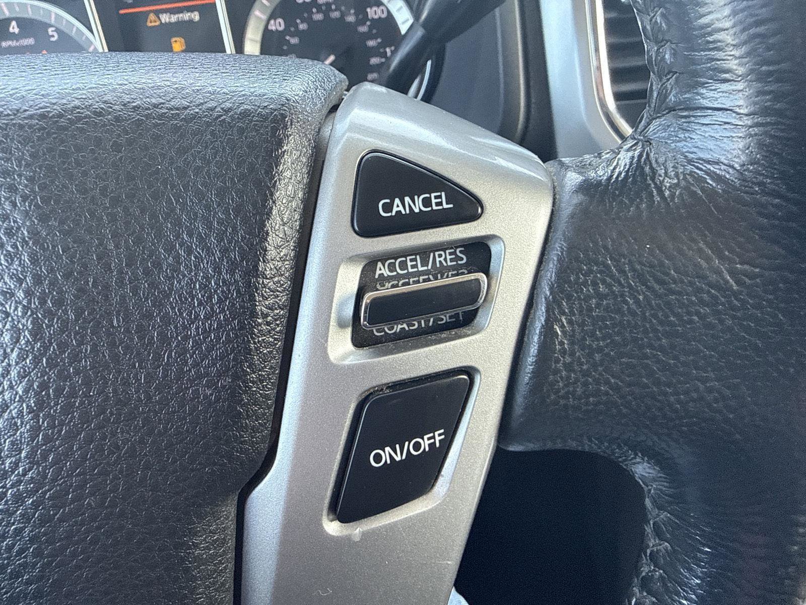 Used 2019 Nissan Titan SV w/ SV Convenience Package image 22