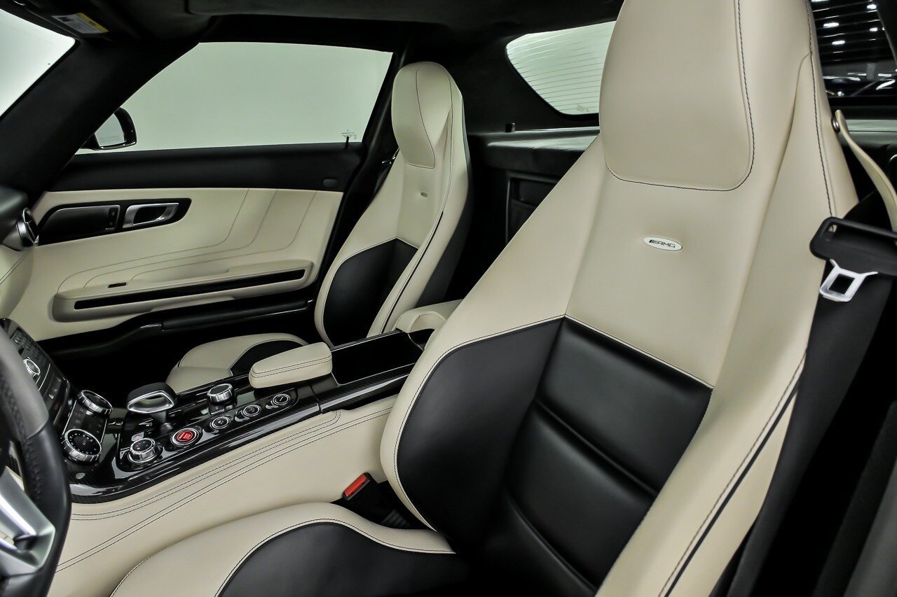 Used 2012 Mercedes-Benz SLS AMG Coupe image 24