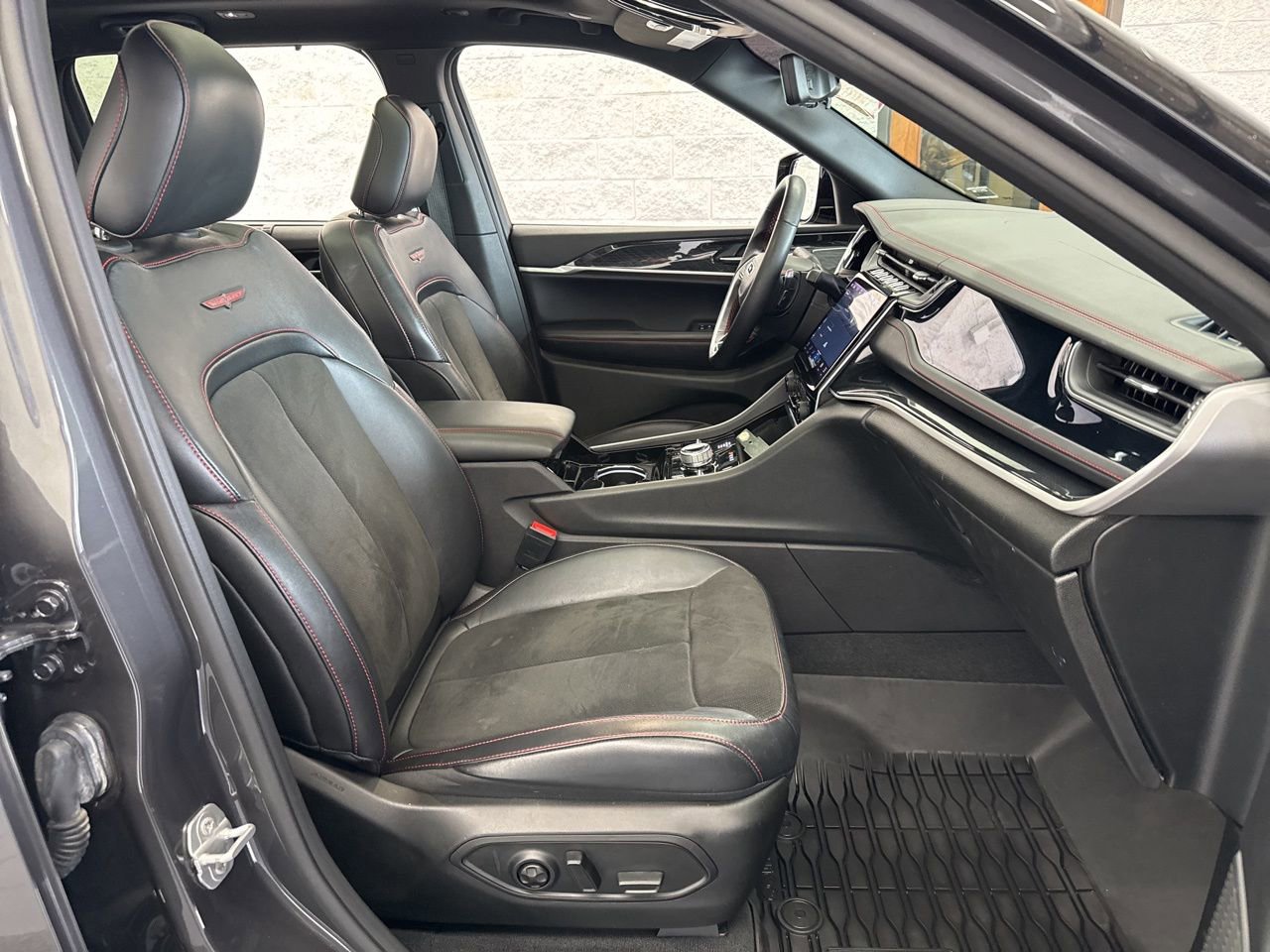 Used 2022 Jeep Grand Cherokee Trailhawk w/ ADV Protech Group II image 56