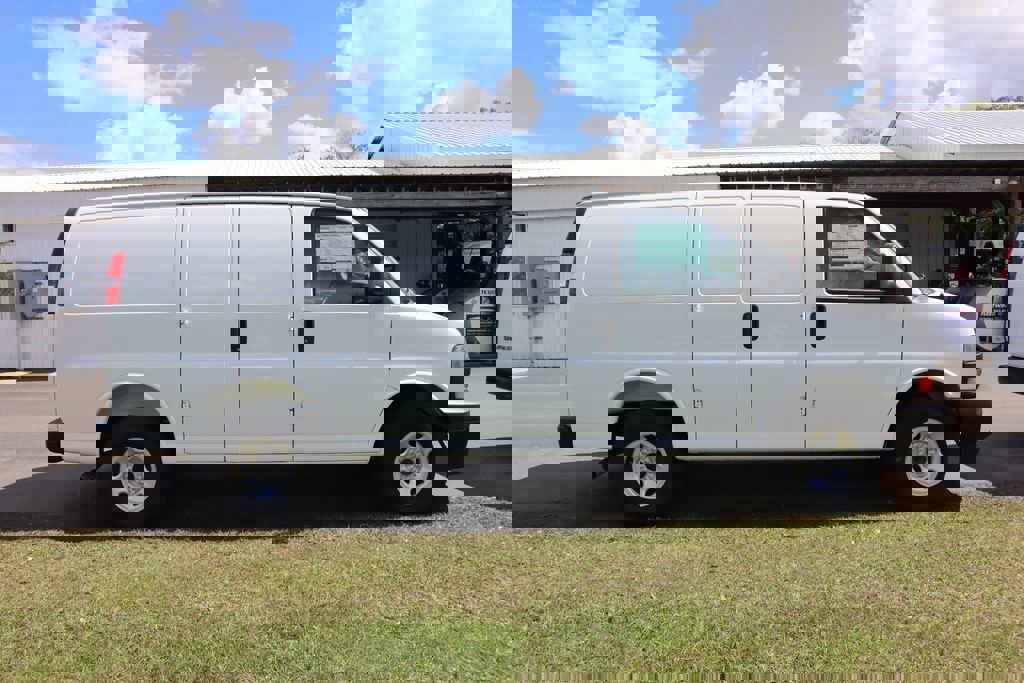 New 2025 GMC Savana 2500 w/ Driver Convenience Package image 3