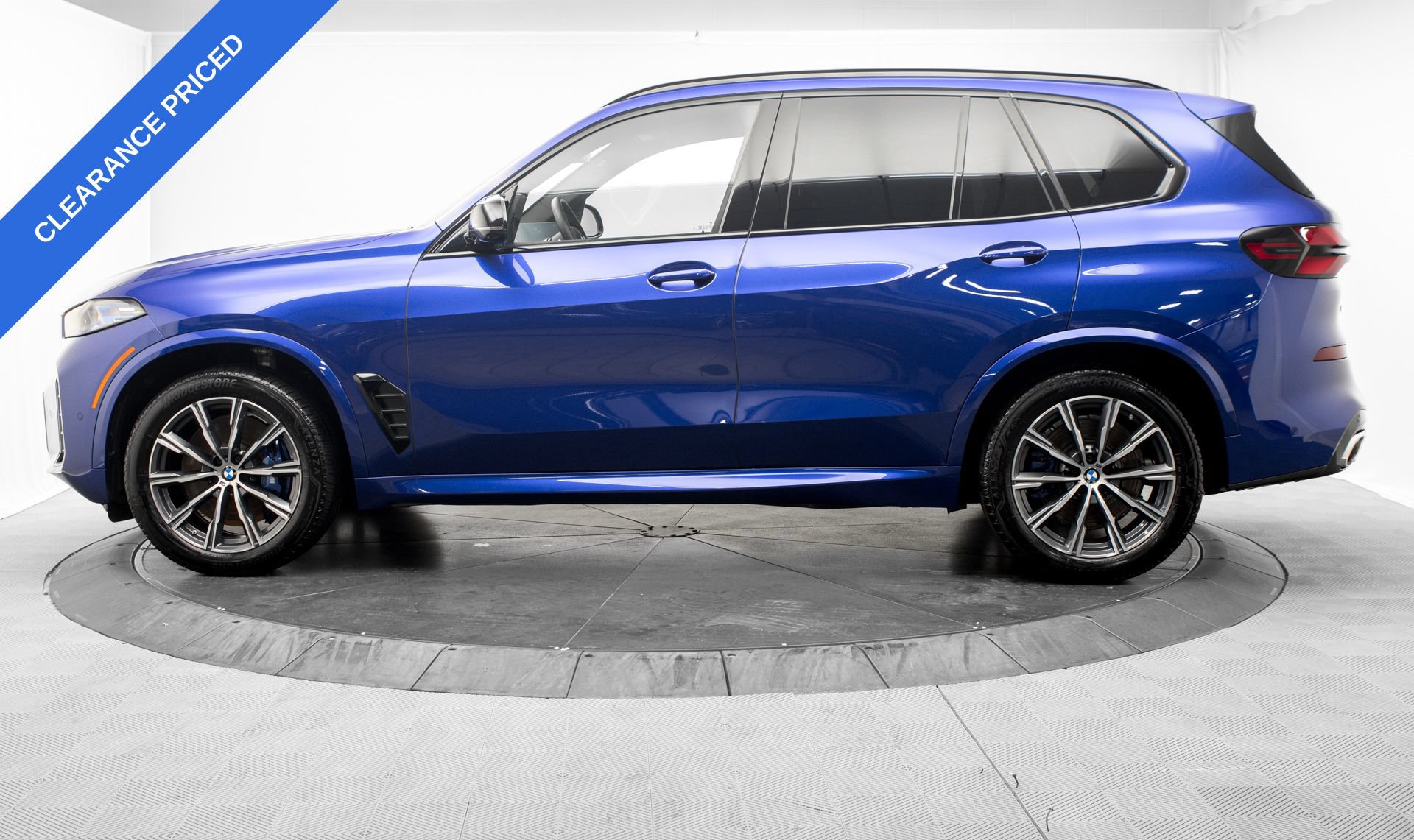 Used 2026 BMW X5 M60i AWD/4WD image 6