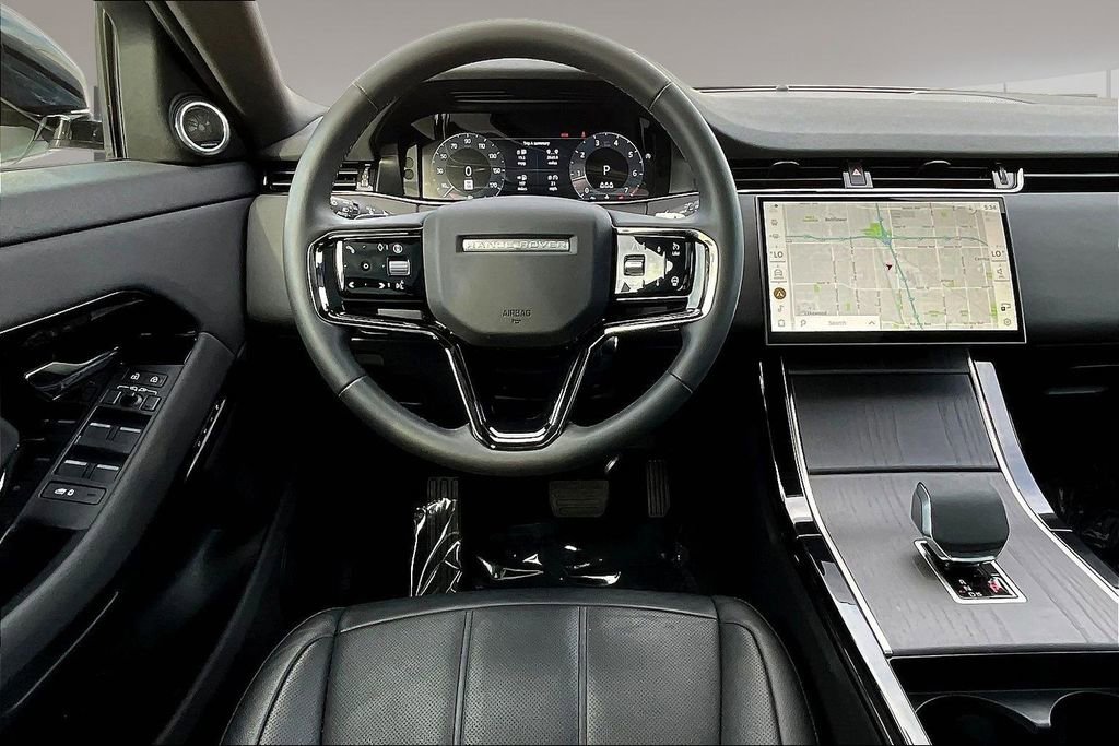 Certified 2025 Land Rover Range Rover Evoque S image 8