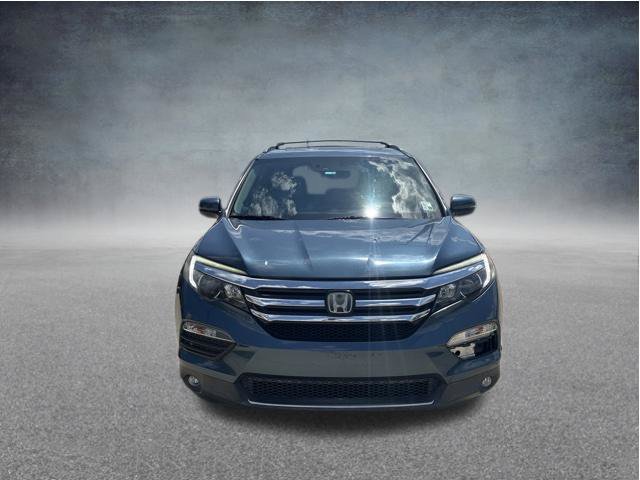 Used 2017 Honda Pilot Elite image 3