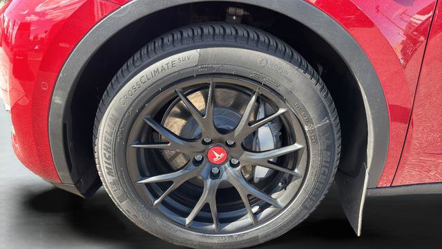 Used 2021 Tesla Model Y Long Range AWD/4WD image 19