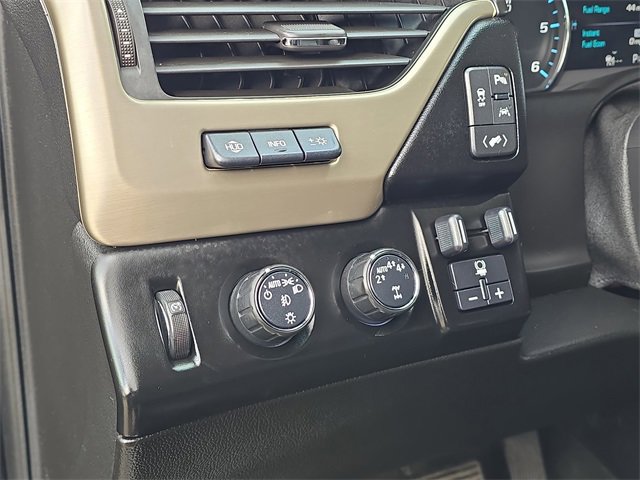 Used 2017 GMC Yukon Denali w/ Open Road Package image 8