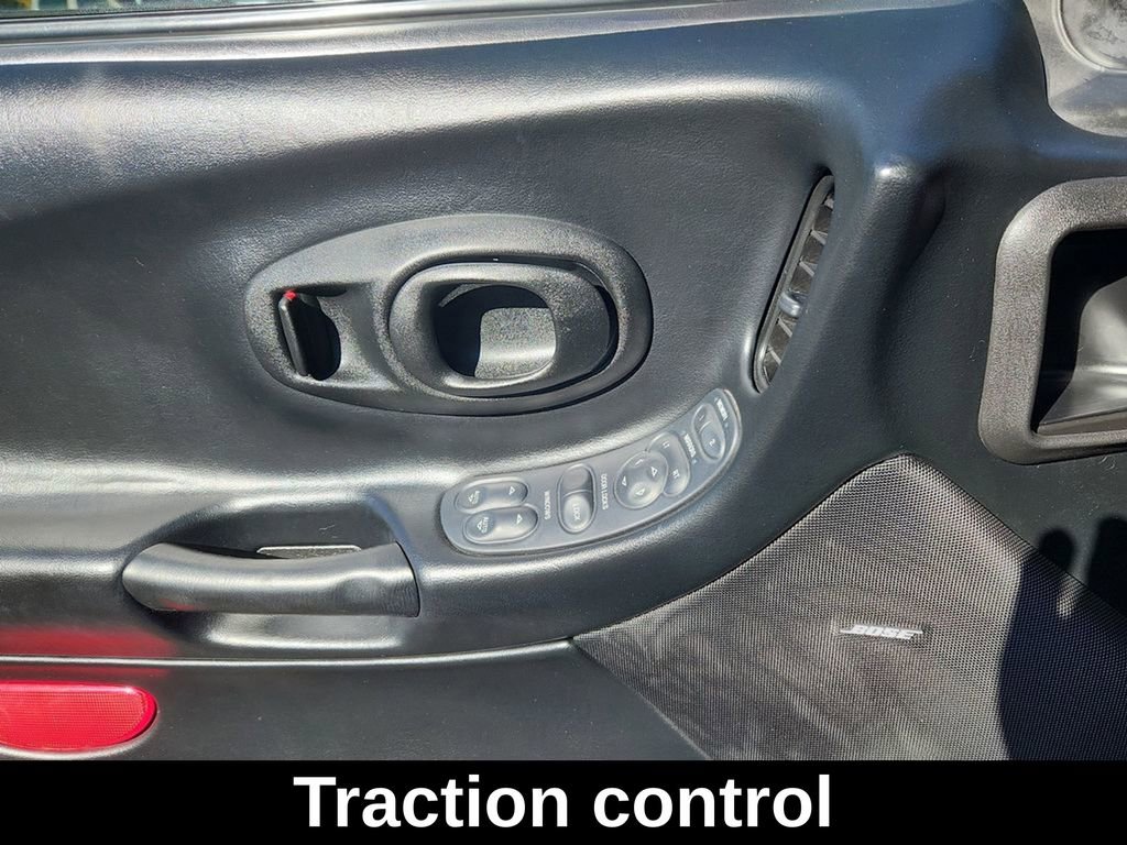 Used 2002 Chevrolet Corvette Convertible w/ Preferred Equipment Group2 image 10