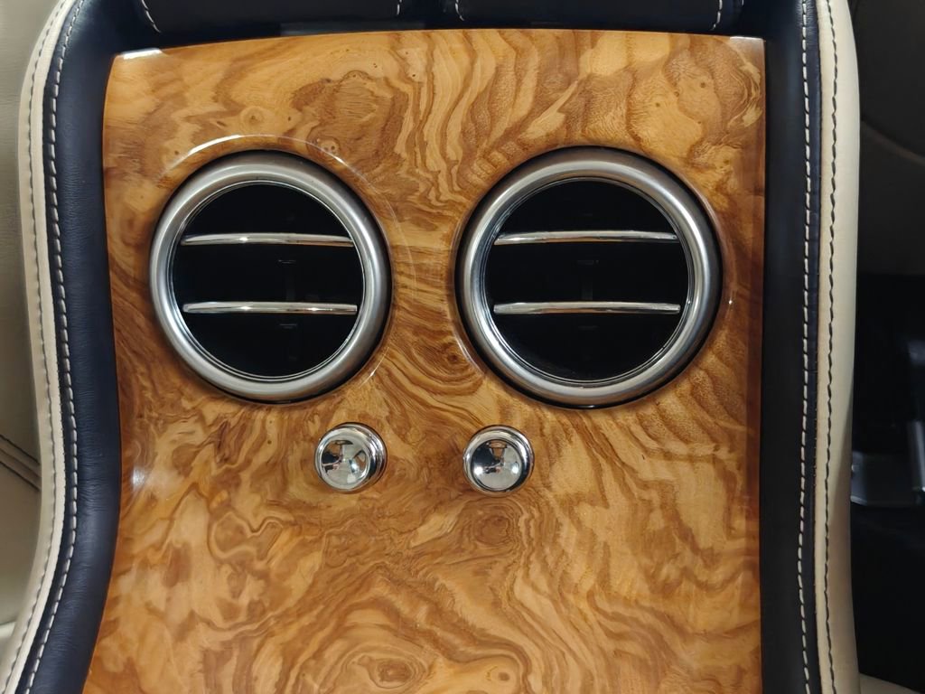 Used 2012 Bentley Continental GT image 29