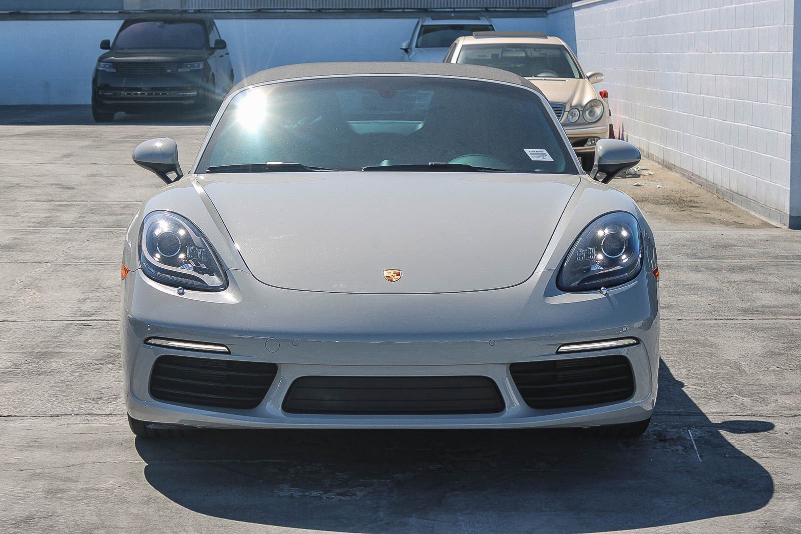 Used 2025 Porsche 718 Boxster image 2