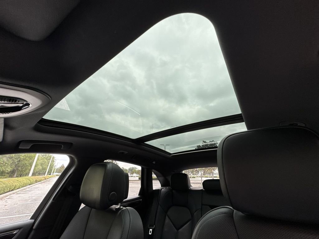 Used 2020 Porsche Macan S image 26