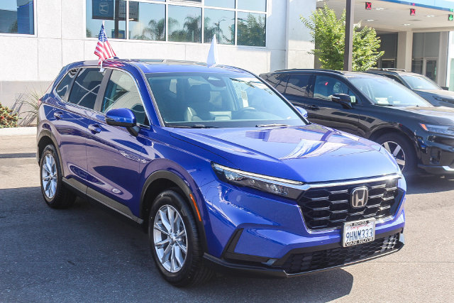 Used 2023 Honda CR-V EX image 3
