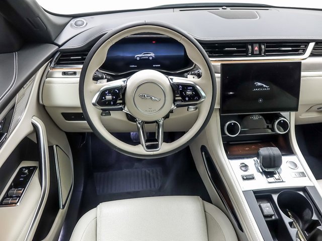 Used 2025 Jaguar F-PACE R-Dynamic S image 13