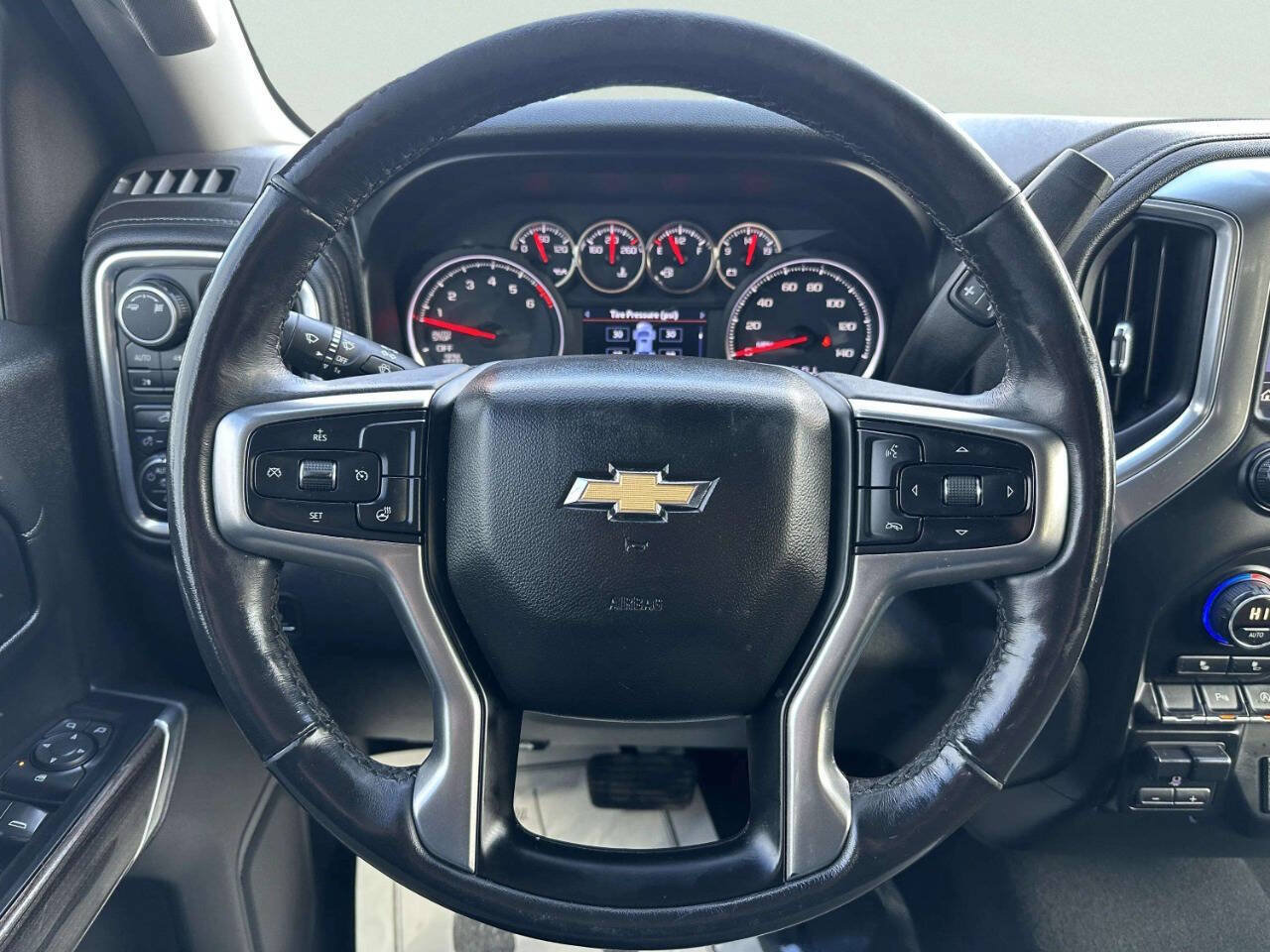 Used 2019 Chevrolet Silverado 1500 LT w/ All-Star Edition AWD/4WD image 22