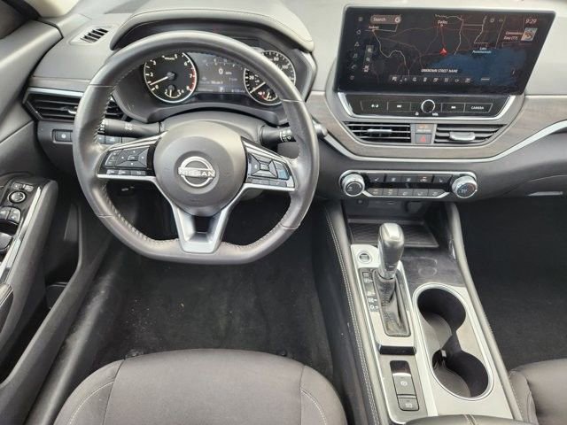 Used 2023 Nissan Altima 2.5 SV w/ SV Premium Package FWD image 27