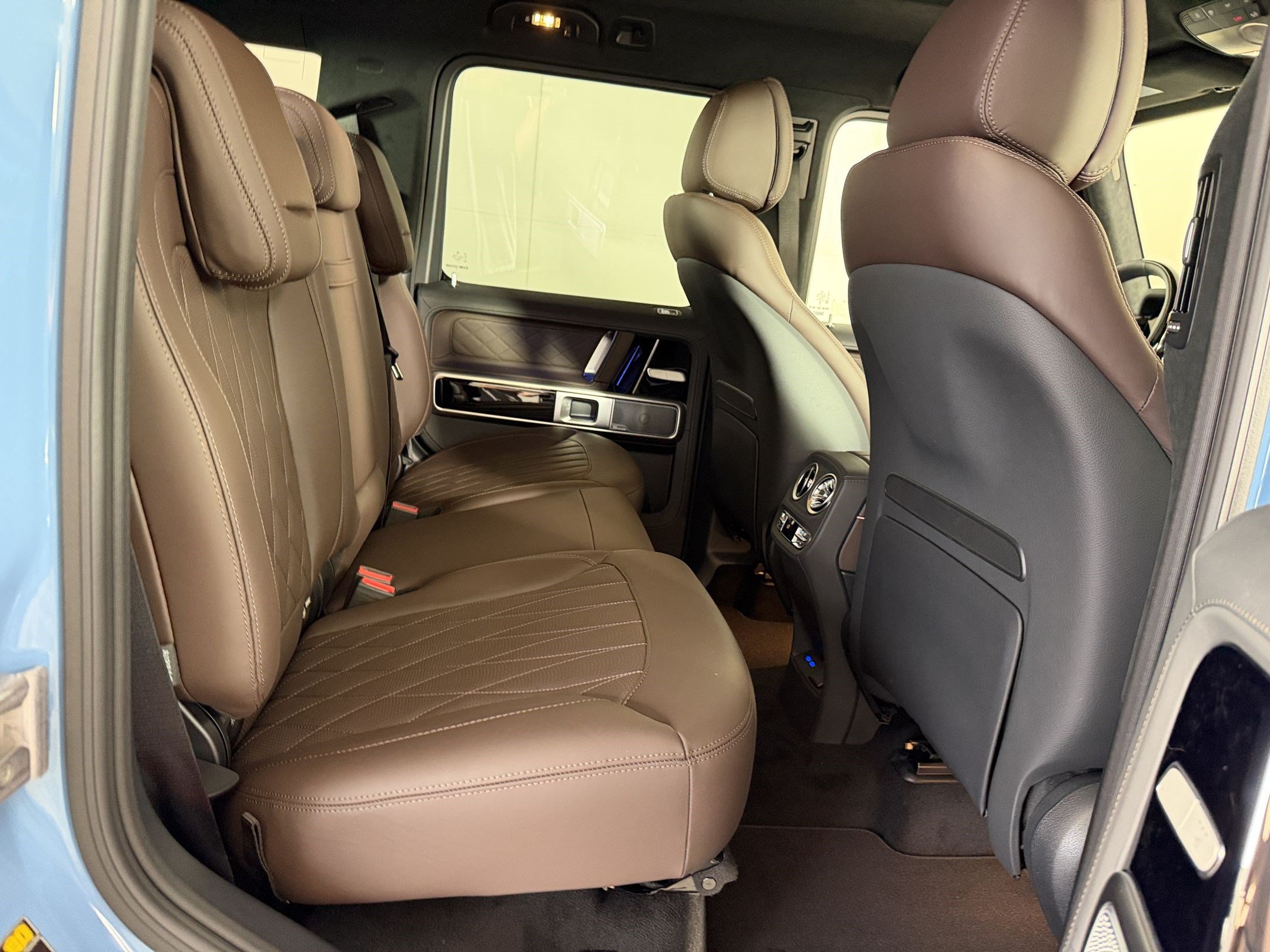 New 2027 Mercedes-Benz G 580 e image 31