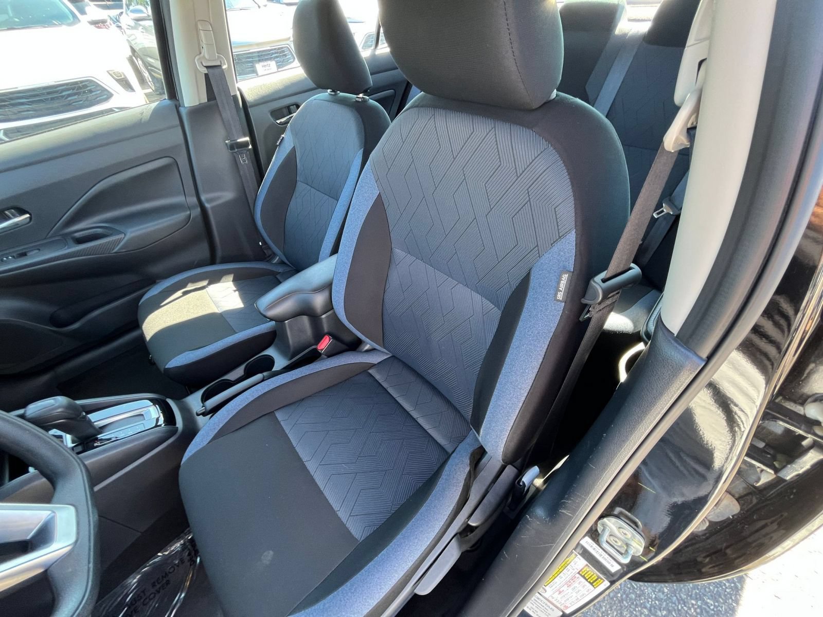 Used 2025 Nissan Versa SV FWD image 31