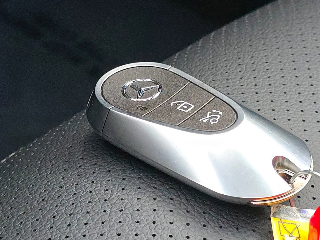 New 2026 Mercedes-Benz GLC 300 GLC 300 image 34