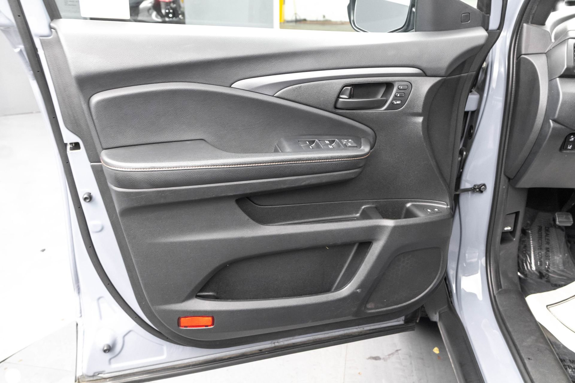 Used 2022 Honda Pilot TrailSport image 27