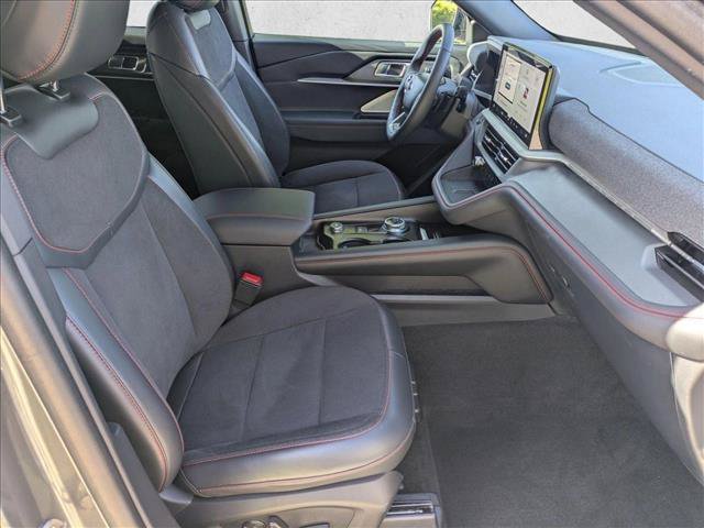 Used 2025 Ford Explorer ST w/ Sun And Sound Package AWD/4WD image 22