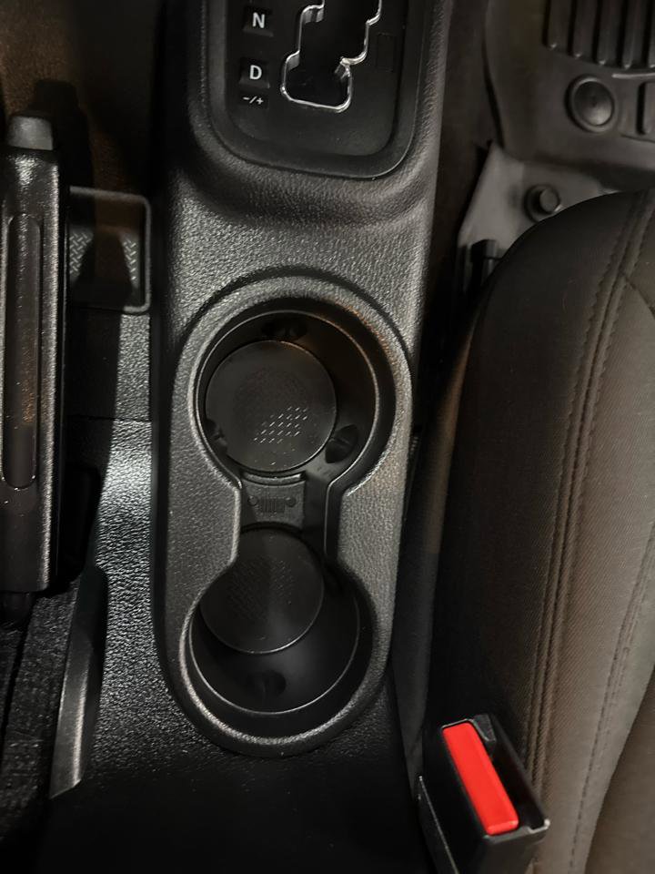 Used 2018 Jeep Wrangler Unlimited Sport w/ Connectivity Group image 18