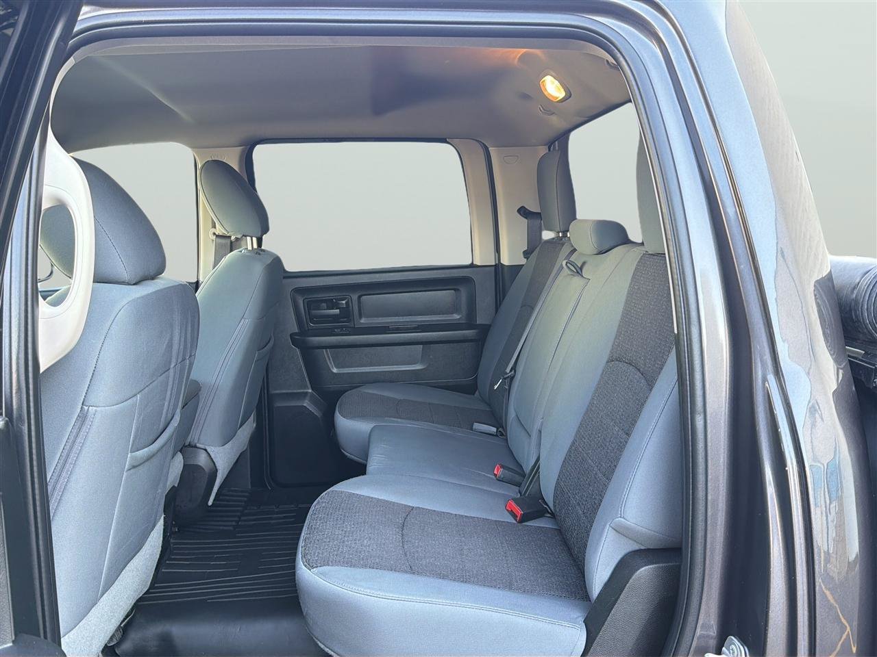 Used 2020 RAM 1500 Express w/ Express Value Package AWD/4WD image 15
