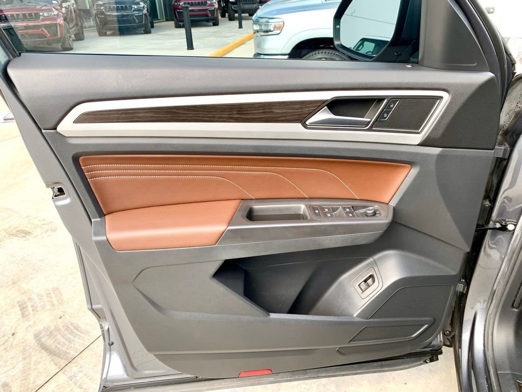 Used 2023 Volkswagen Atlas SE FWD image 10