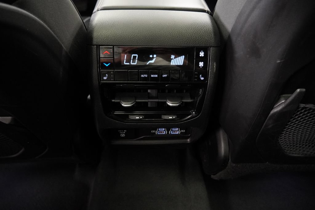 Certified 2023 Jeep Grand Cherokee L Overland AWD/4WD image 32