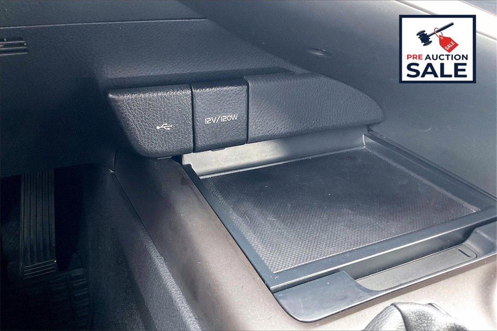 Used 2023 Toyota Camry SE image 32