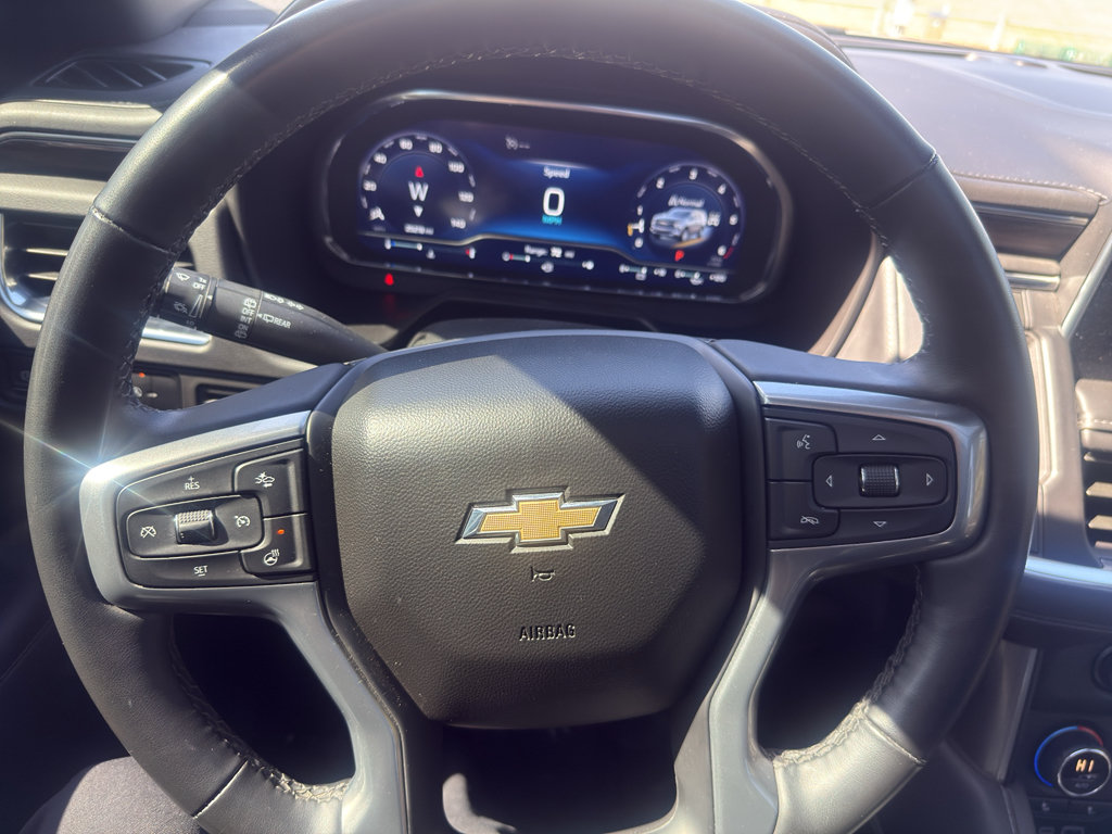 Used 2023 Chevrolet Tahoe LT w/ Luxury Package AWD/4WD image 16