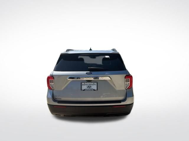 Used 2023 Ford Explorer XLT RWD image 4